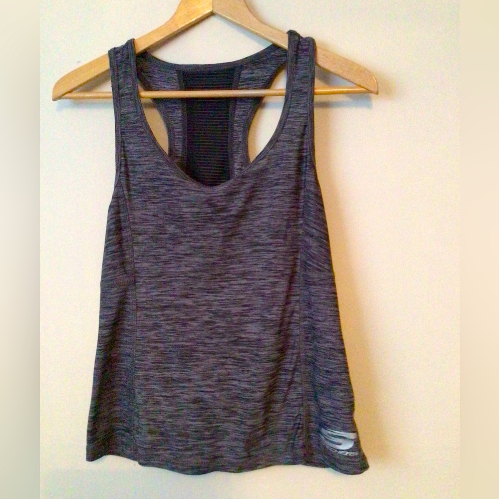 Sketchers activewear tank top. Size medium.